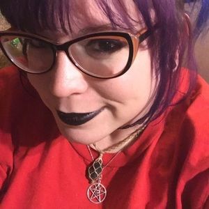 Meet your Posher, Tonia